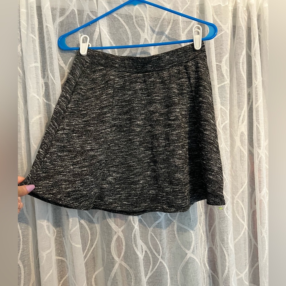 Full Tilt Grey Skater Skirt with some white patterns - size Large NWOT